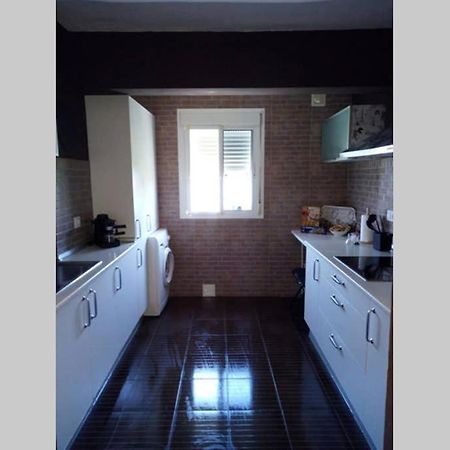 Sevilla ,Piso Completo En Buena Zona,Wifi Y Aparcamiento Buitenkant foto