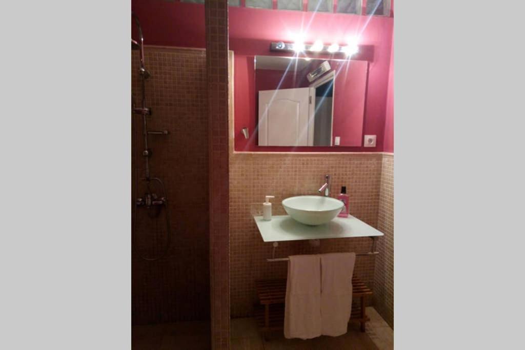 Sevilla ,Piso Completo En Buena Zona,Wifi Y Aparcamiento Buitenkant foto